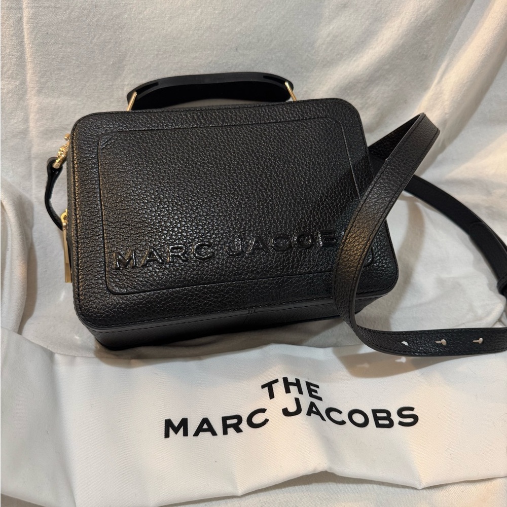 Authentic Tory Burch- Leather